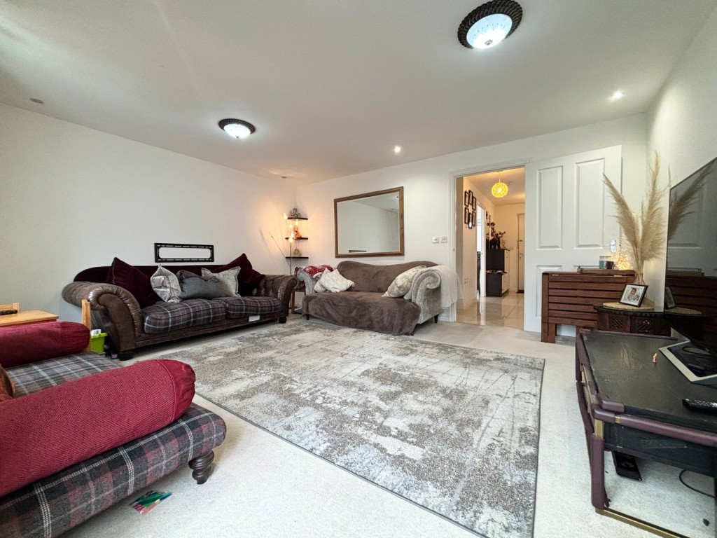 Rutherford Way, Biggleswade, Bedfordshire