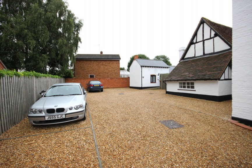 2 bedroom Flat for Letting Barton-le-Clay, Bedford