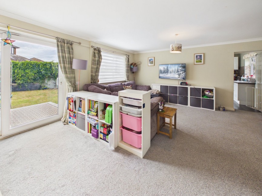3 bedroom House for Sale Beech Avenue, Biggleswade, Bedfordshire