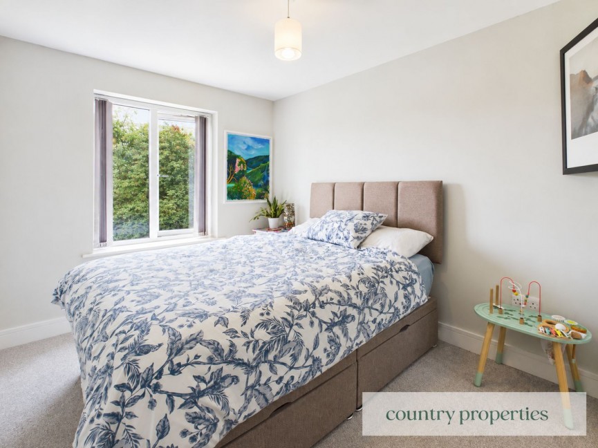 3 bedroom House for Sale Sterling Court, Welwyn Garden City, Hertfordshire