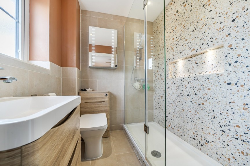 3 bedroom House for Sale Juniper Mead, Stotfold, Bedfordshire