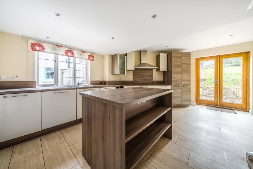 2 bedroom House for Letting High Street, Tingrith, Bedfordshire