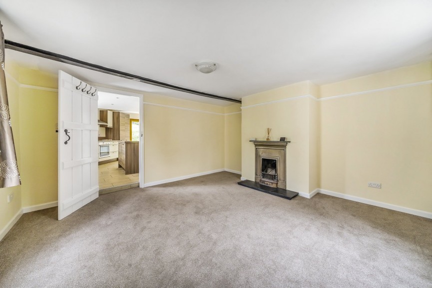2 bedroom House for Letting High Street, Tingrith, Bedfordshire