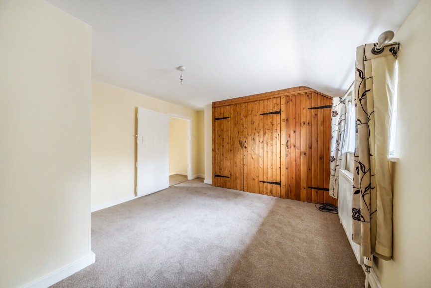 2 bedroom House for Letting High Street, Tingrith, Bedfordshire