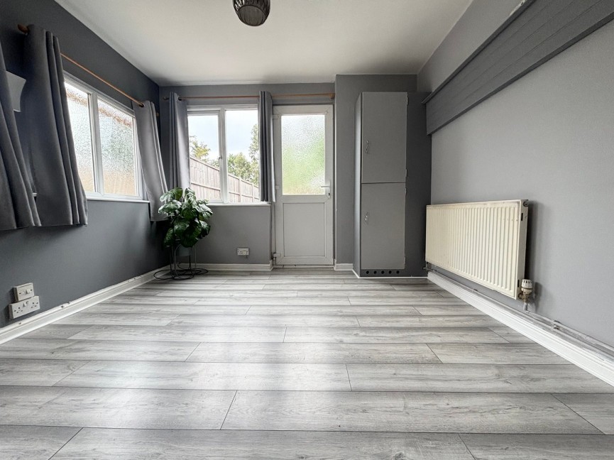 2 bedroom House for Letting Lawrence Road, Biggleswade, Bedfordshire