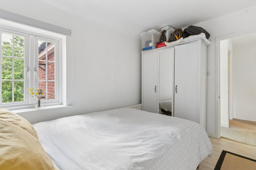 4 bedroom House for Sale Hampden Road, Hitchin, Hertfordshire