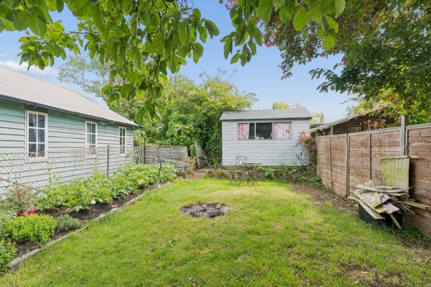 4 bedroom House for Sale Hampden Road, Hitchin, Hertfordshire