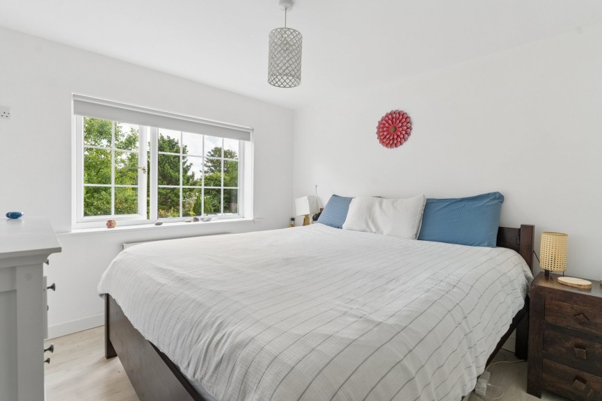4 bedroom House for Sale Hampden Road, Hitchin, Hertfordshire