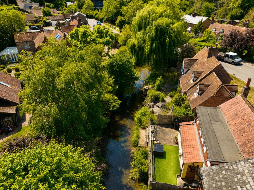 2 bedroom House for Sale Lemsford, Welwyn Garden City, Hertfordshire