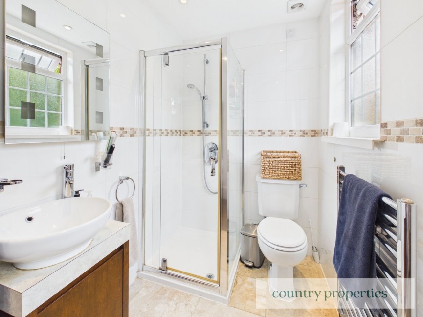 2 bedroom House for Sale Lemsford, Welwyn Garden City, Hertfordshire