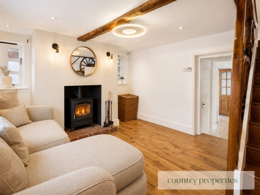 2 bedroom House for Sale Lemsford, Welwyn Garden City, Hertfordshire
