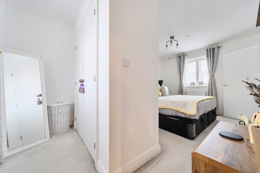 4 bedroom House for Sale Gudgeon Meadow, Arlesey, Bedfordshire