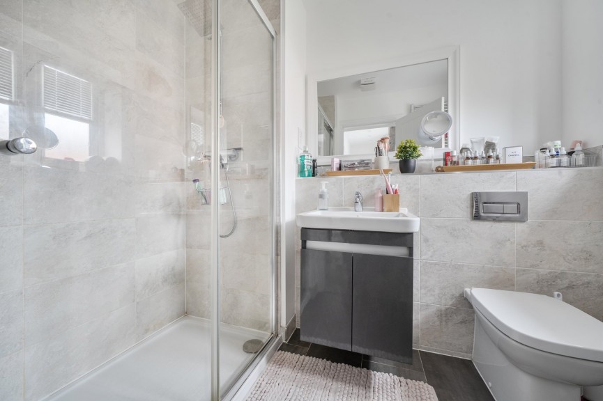 4 bedroom House for Sale Gudgeon Meadow, Arlesey, Bedfordshire