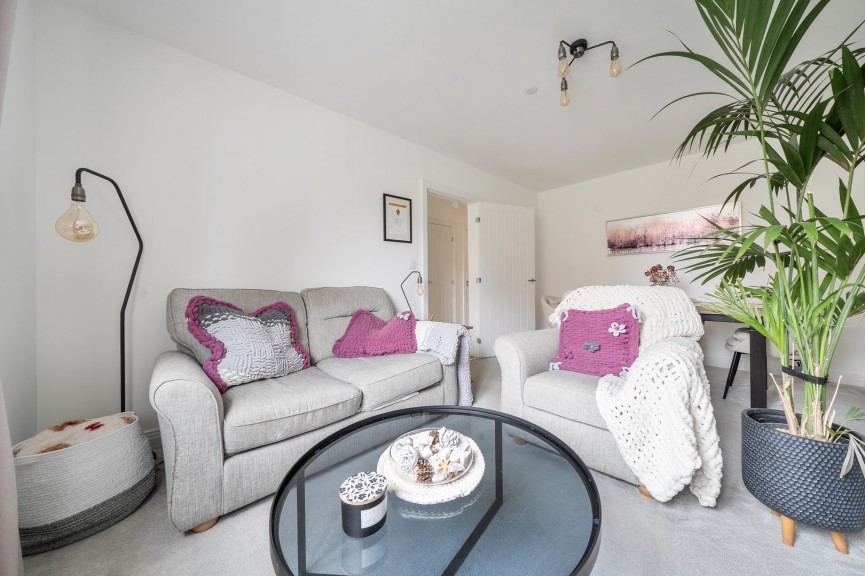4 bedroom House for Sale Gudgeon Meadow, Arlesey, Bedfordshire