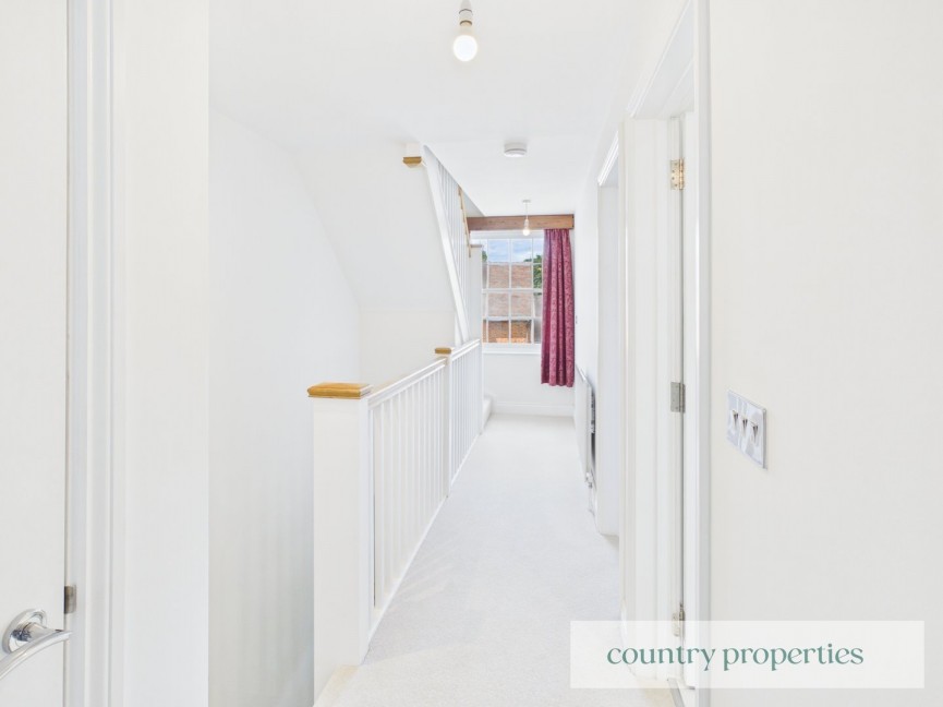 4 bedroom House for Sale Mill Green Lane, Hatfield, Hertfordshire