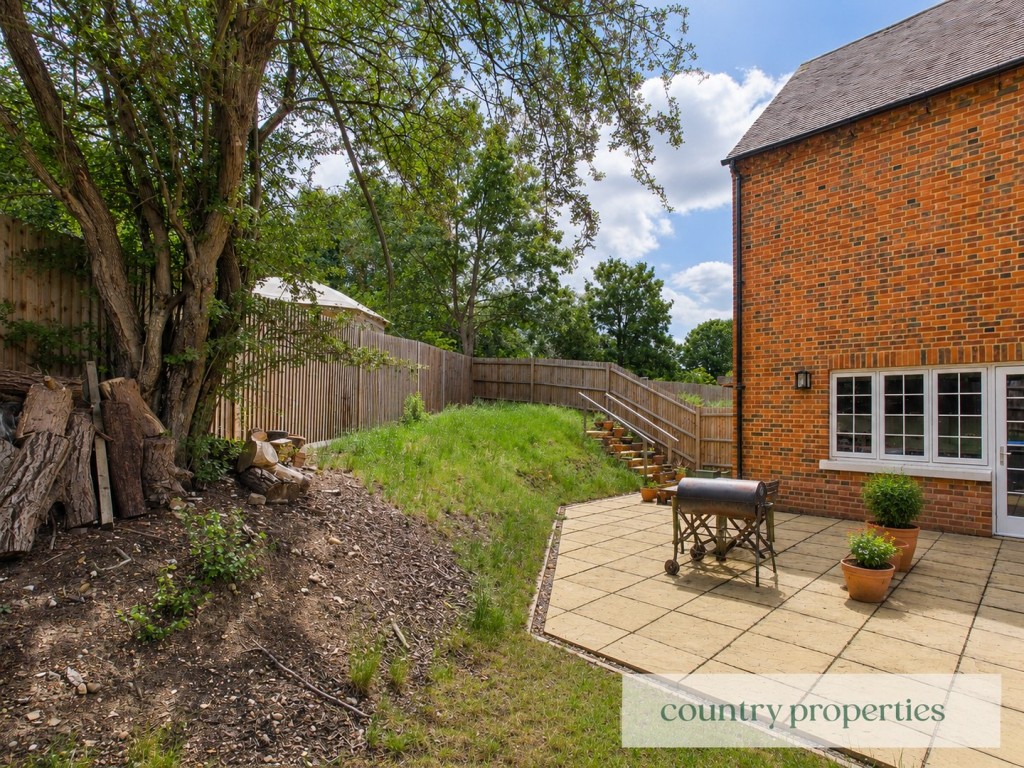 Mill Green Lane, Hatfield, Hertfordshire