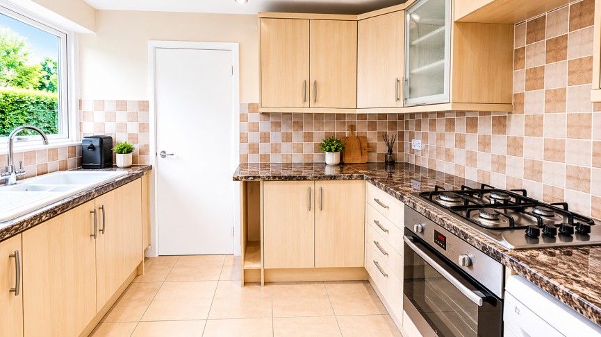 3 bedroom House for Letting Talbot Road, Hatfield, Hertfordshire