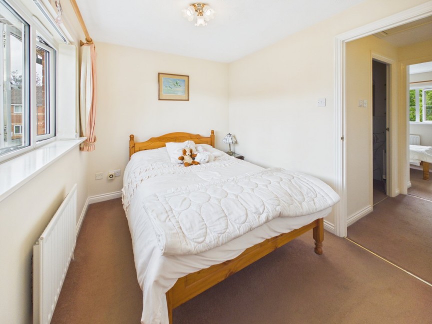 3 bedroom House for Sale Fennel Drive, Biggleswade, Bedfordshire
