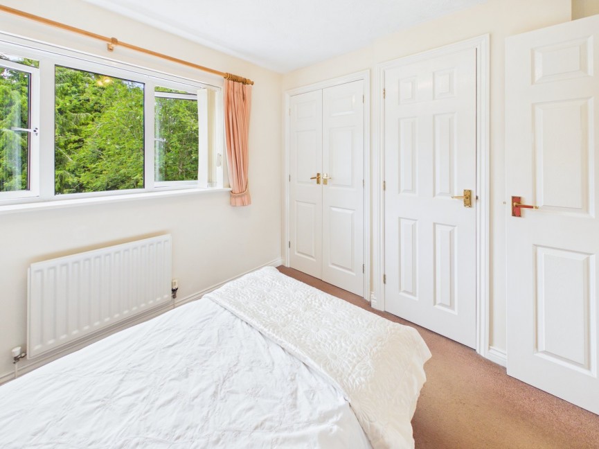 3 bedroom House for Sale Fennel Drive, Biggleswade, Bedfordshire