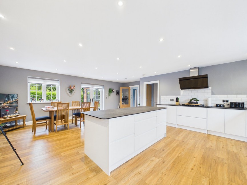 4 bedroom House for Sale Holwell, Hitchin, Hertfordshire