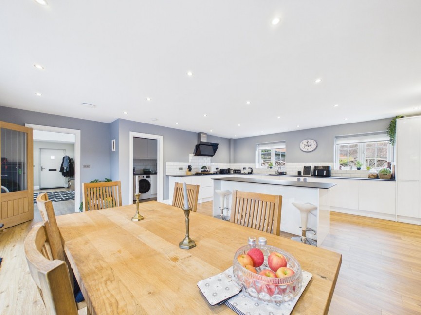 4 bedroom House for Sale Holwell, Hitchin, Hertfordshire