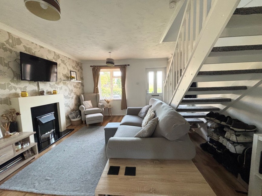 2 bedroom House for Letting Tennyson Avenue, Biggleswade, Bedfordshire