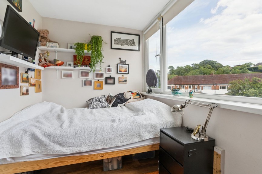 3 bedroom Flat for Sale Queen Street, Hitchin, Hertfordshire
