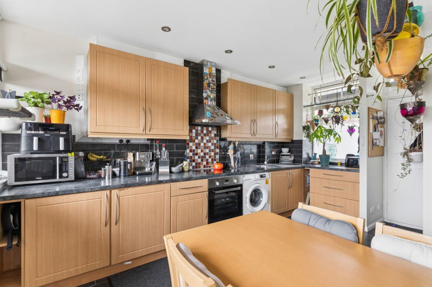 3 bedroom Flat for Sale Queen Street, Hitchin, Hertfordshire