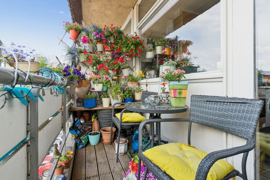 3 bedroom Flat for Sale Queen Street, Hitchin, Hertfordshire