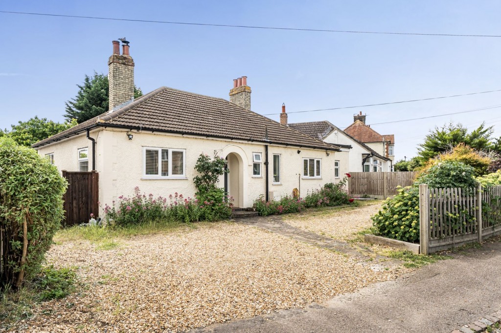 Church Road, Stotfold, Bedfordshire