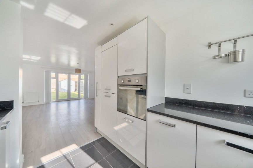 3 bedroom House for Sale Ivel Road, Shefford, Bedfordshire