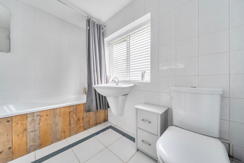 Lucas Way, Shefford, Bedfordshire