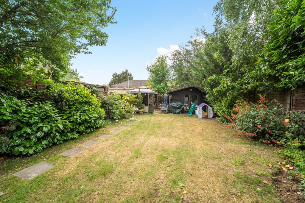 Lucas Way, Shefford, Bedfordshire