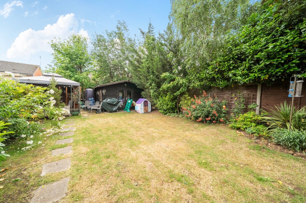 Lucas Way, Shefford, Bedfordshire