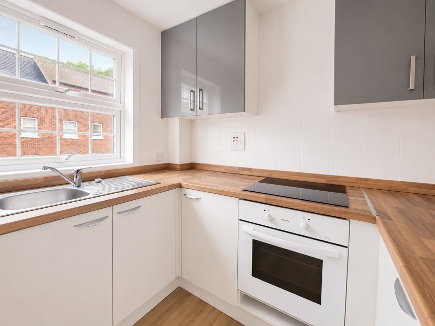 2 bedroom Flat for Letting Batterdale, Old Hatfield, Hertfordshire