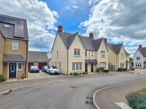 Ampthill, Bedford