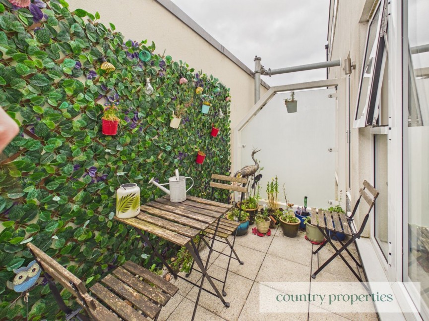 2 bedroom Flat for Letting Bessemer Road, Welwyn Garden City, Hertfordshire