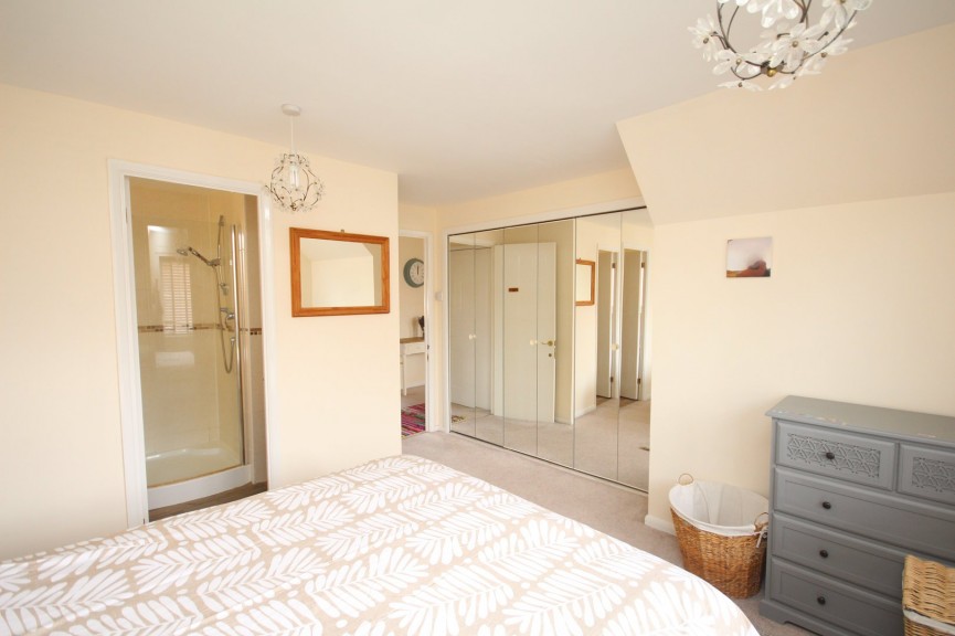 4 bedroom House for Sale Webb Close, Letchworth Garden City, Hertfordshire