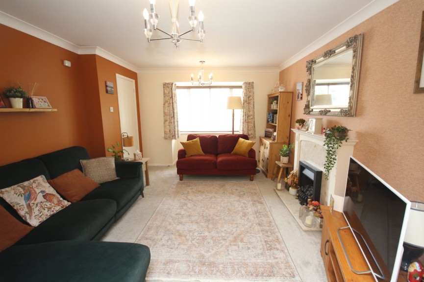4 bedroom House for Sale Webb Close, Letchworth Garden City, Hertfordshire