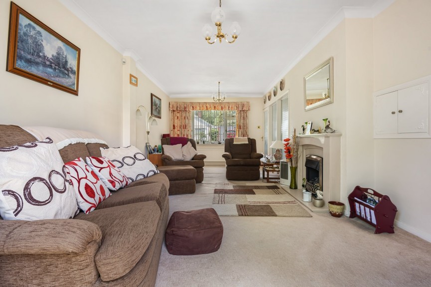 3 bedroom House for Sale The Ryde, Hatfield, Hertfordshire