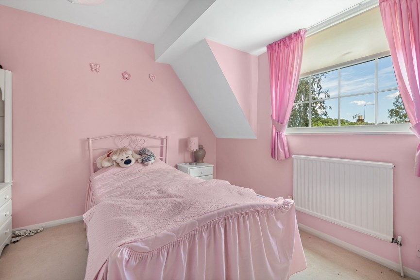 3 bedroom House for Sale The Ryde, Hatfield, Hertfordshire