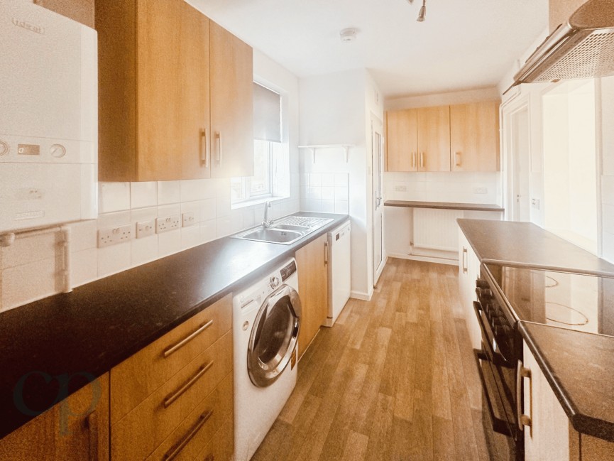 3 bedroom House for Letting Tedder Avenue, Henlow, Bedfordshire