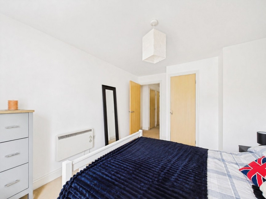 1 bedroom Flat for Sale Walsworth Road, Hitchin, Hertfordshire