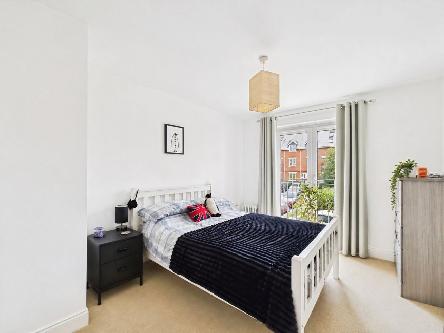 1 bedroom Flat for Sale Walsworth Road, Hitchin, Hertfordshire