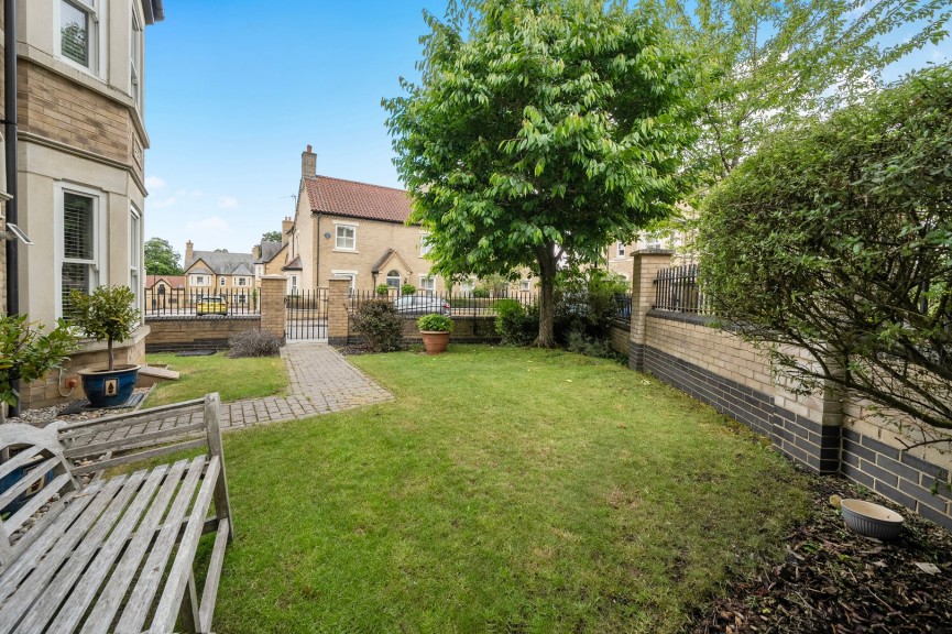 4 bedroom House for Sale Fairfield, Hitchin, Bedfordshire