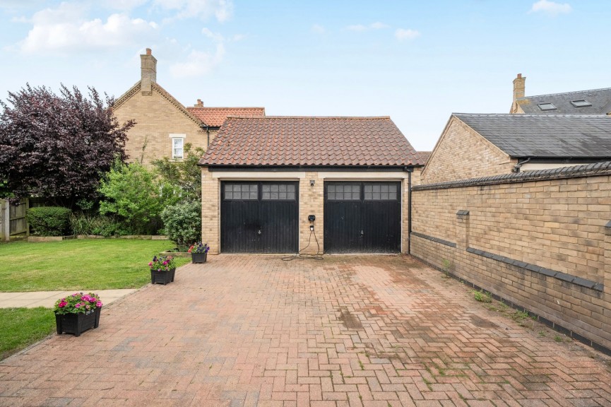 4 bedroom House for Sale Fairfield, Hitchin, Bedfordshire