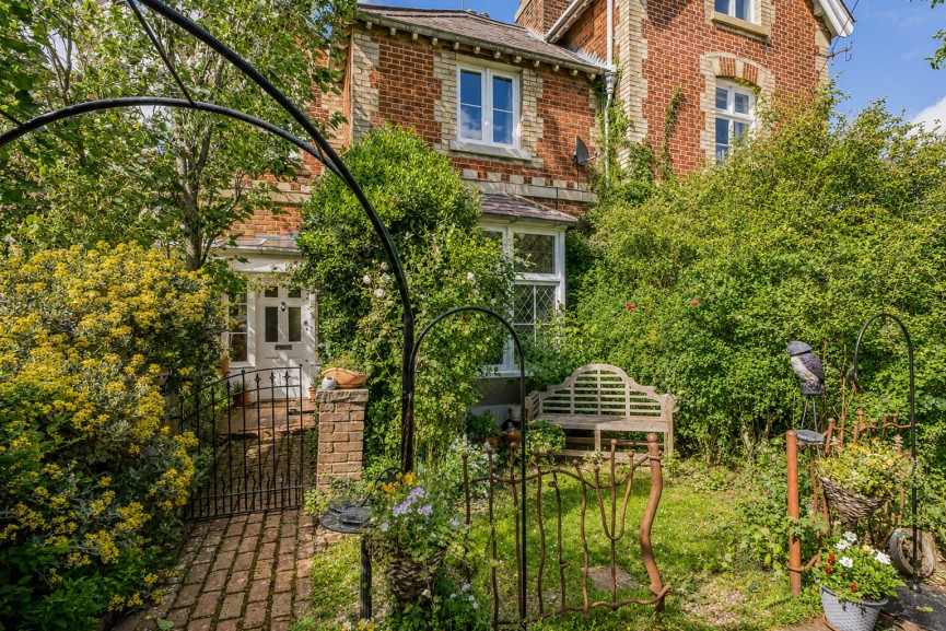 3 bedroom House for Sale Essendon, Hatfield, Hertfordshire