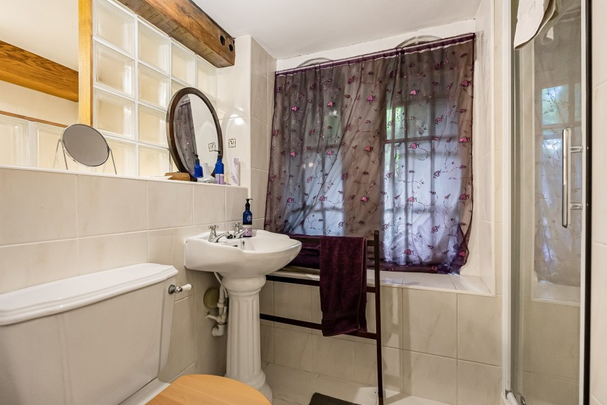 3 bedroom House for Sale Essendon, Hatfield, Hertfordshire