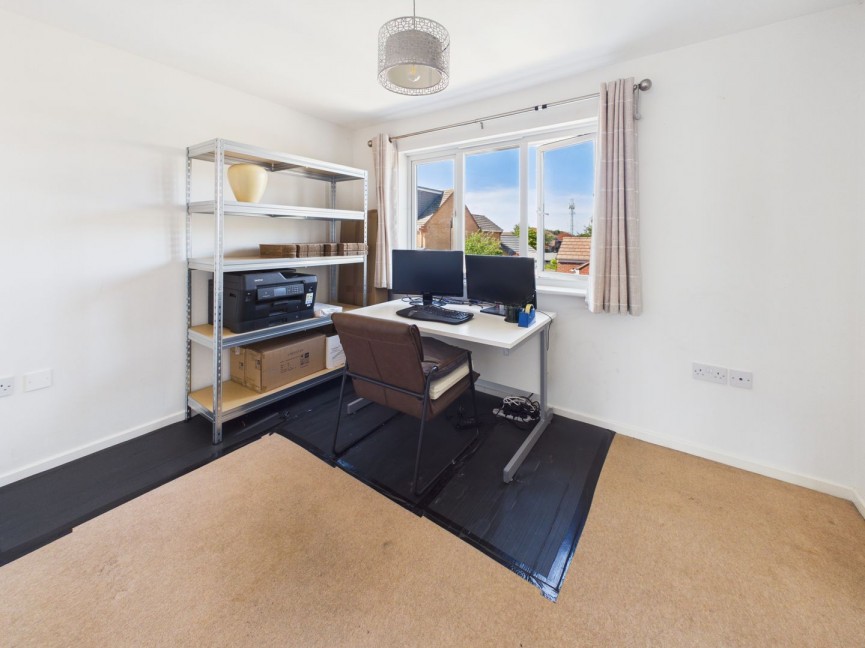 2 bedroom House for Sale Brunel Drive, Biggleswade, Bedfordshire