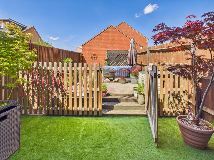 2 bedroom House for Sale Brunel Drive, Biggleswade, Bedfordshire